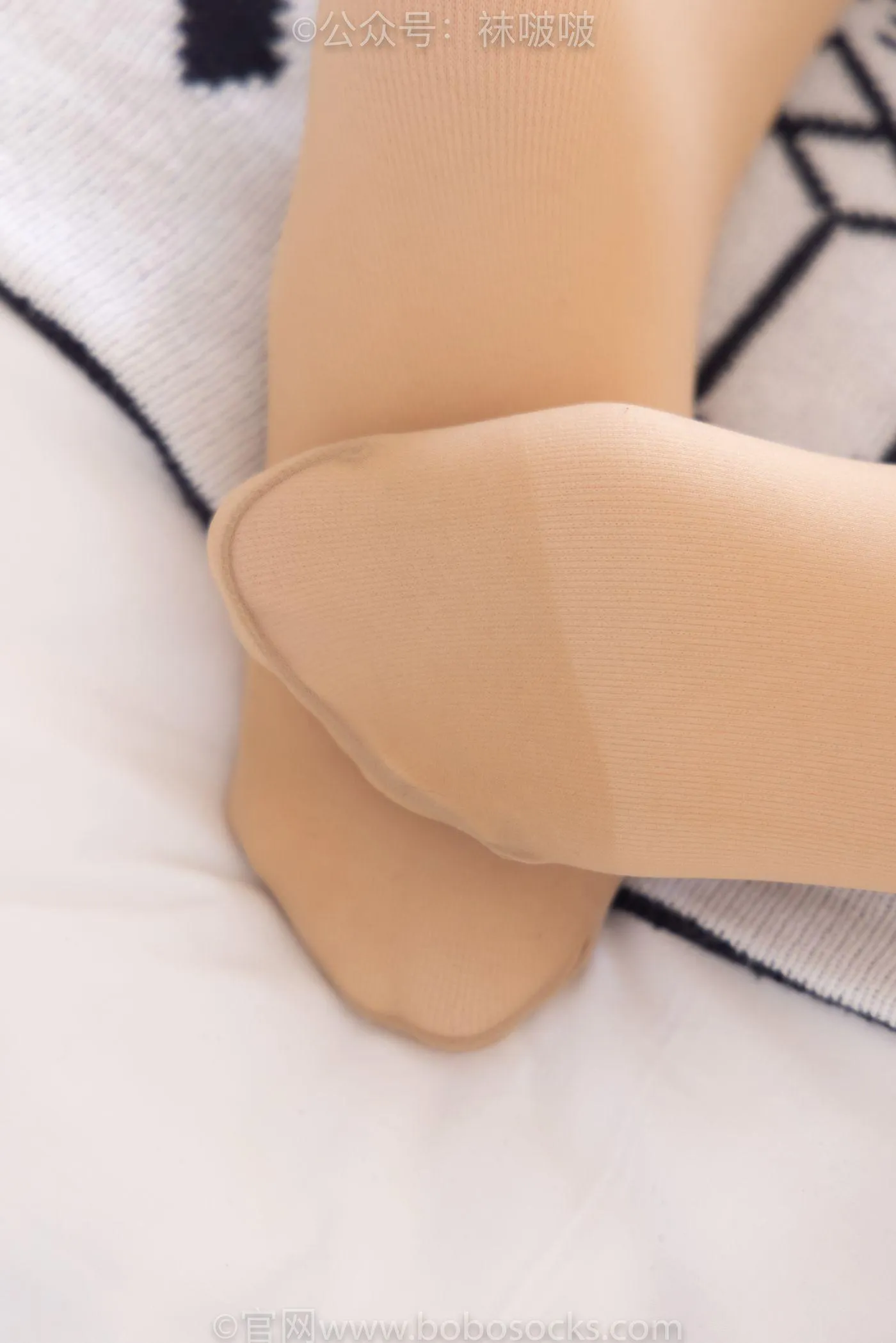 [BoBoSocks袜啵啵]NO.075 小甜豆- AJ、凉鞋、厚肉丝 [160P]插图